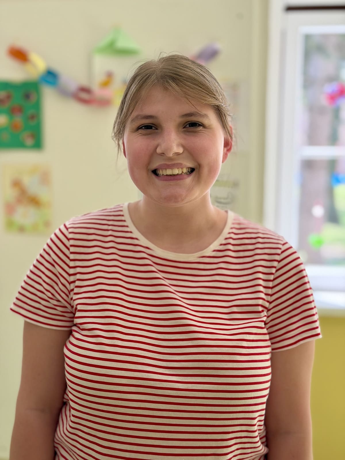 Alena Moga, Kinderpflegerin